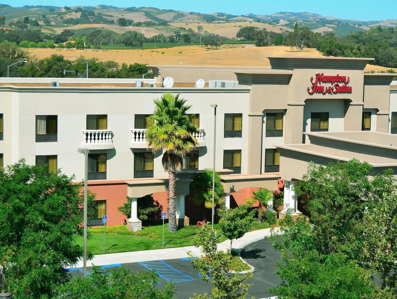 Hampton Inn & Suites Paso Robles Exterior photo